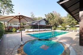 Tong House Resort By OYO