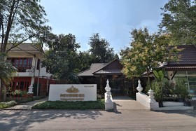 Tong House Resort By OYO