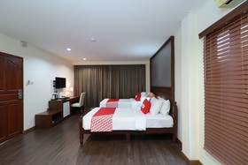 Tong House Resort By OYO