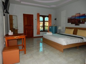 Malee Resort