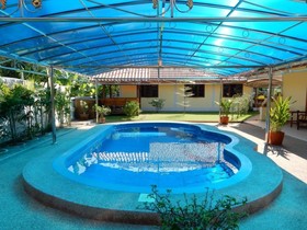 Malee Resort