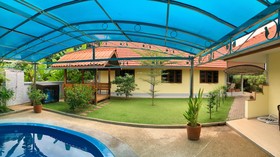 Malee Resort