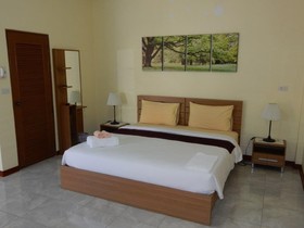 Malee Resort