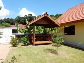 Malee Resort