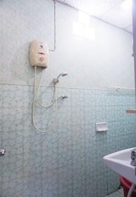 Three J Guesthouse
