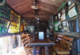 Three J Guesthouse