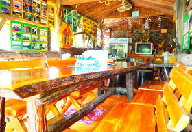 Three J Guesthouse