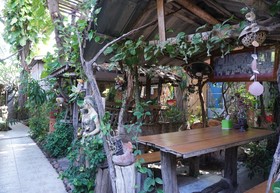 Three J Guesthouse