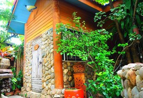 Three J Guesthouse