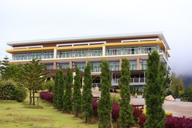 Breeze Hill Khao Kho