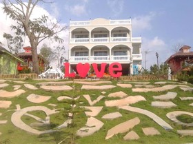 Foresta Hill Resort
