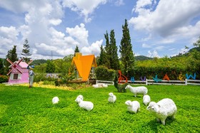 Phukaew Resort & Adventure Park