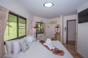 Phukaew Resort & Adventure Park