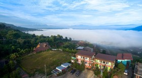 Viewpoint Khaokoh Hotel