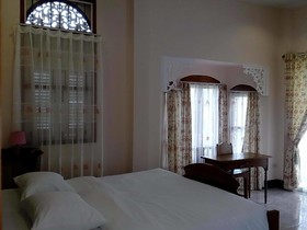 Mrs Luis Guest House