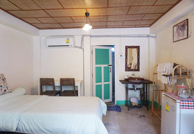 R Lampang Guest House