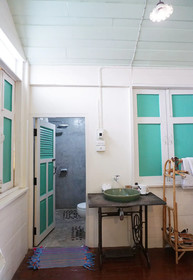 R Lampang Guest House