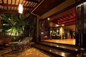 Baan La Poon Hotel