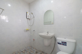 Kongsup Resort by OYO Rooms