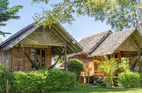 Pai Country Hut