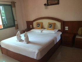 Baan Rom Mai