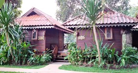 Ban View Nam Camping & Resort