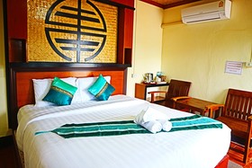 Chasa Rakthai Resort