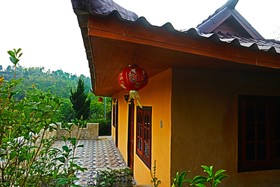 Chasa Rakthai Resort