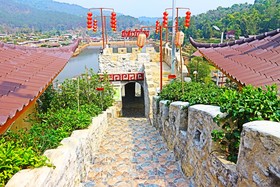 Chasa Rakthai Resort