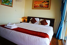 Chasa Rakthai Resort