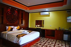 Chasa Rakthai Resort