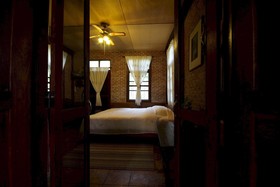 Tharnthong Lodges