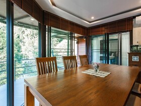 The Stream House