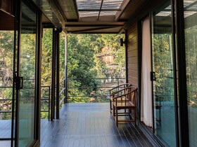 The Stream House