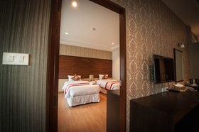 Moon Terrace Resort & Hotel