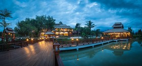 Moon Terrace Resort & Hotel