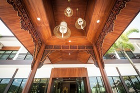 Moon Terrace Resort & Hotel