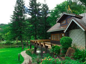 Phu Ing Fah Resort