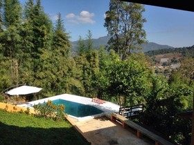 Pong Yang Farm and Resort
