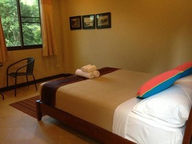 Pong Yang Farm and Resort