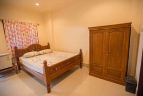 Suriyamanee House