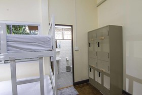Wanida Hostel