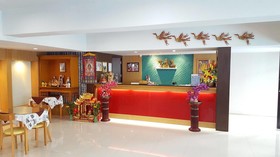 Golden Pool Hotel