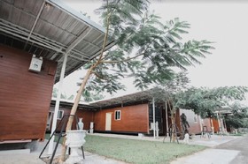 Happyland Residence