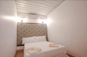 Happyland Residence
