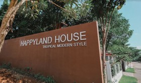 Happyland Residence
