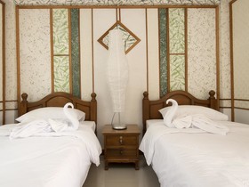 Sai lom joy, The Boutique Hostel