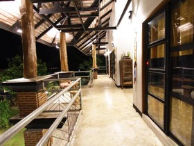 Above The Sea Boutique Guesthouse
