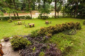 Riverhouse Resort