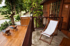 Riverhouse Resort